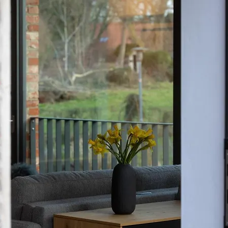 Appartement Modernes Ferien- Und Messezimmer In Idyllischer Lage Nordstemmen